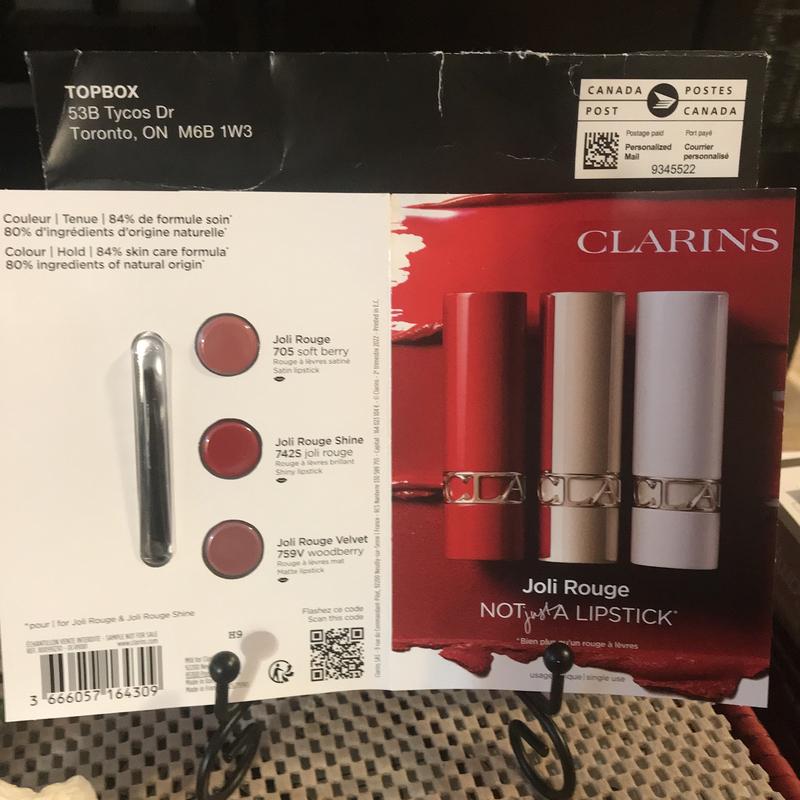 Outlasting Hydrating Brilliant Lipsticks by CLARINS
