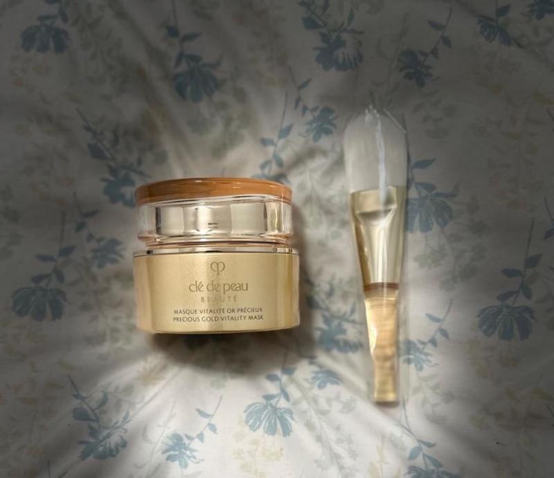 Cle De Peau Beaute Precious Gold Vitality Mask - Full Size 75mL popular / 2.7 Oz.