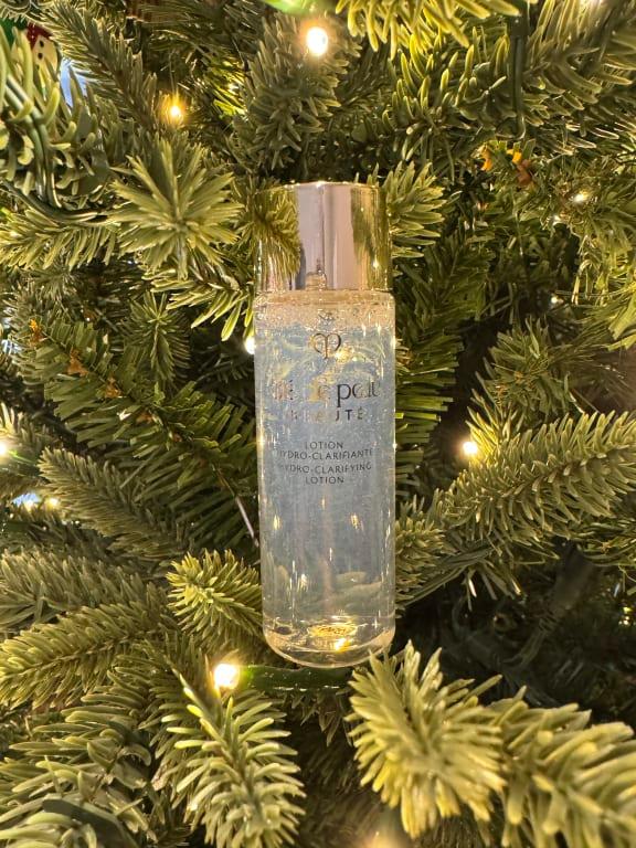 The sample bottle itself was beautiful!