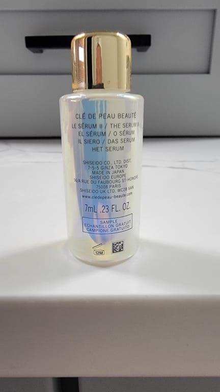 Clé de Peau Beauté The Serum, 30 ml - Macy's