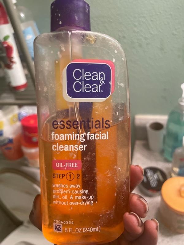 Clean & Clear Essentials Foaming Facial Cleanser - Shop Facial Cleansers &  Scrubs at H-E-B