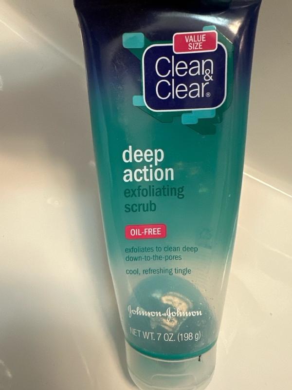 Acne Triple Clear® Exfoliating Scrub