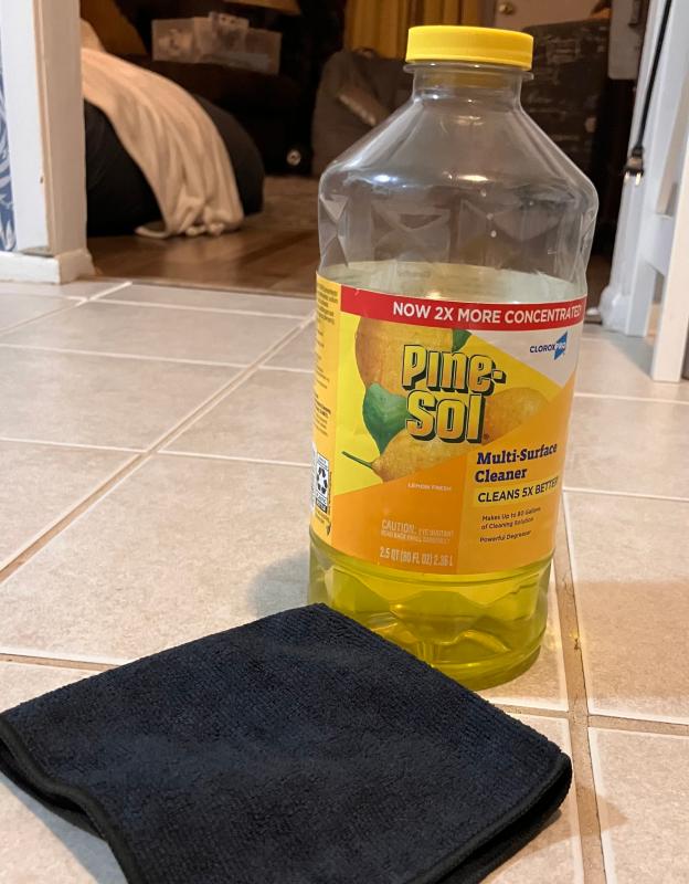 Pine-Sol Lemon Scent Cleaner | CloroxPro