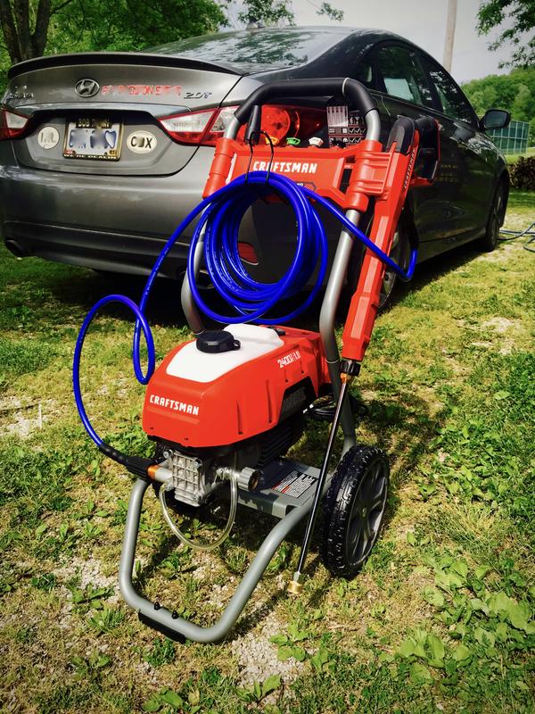Easy-Kleen Firehouse 2400 PSI @ 3.5 GPM Cold Water Electric Pressure Washer - Rack Mounted