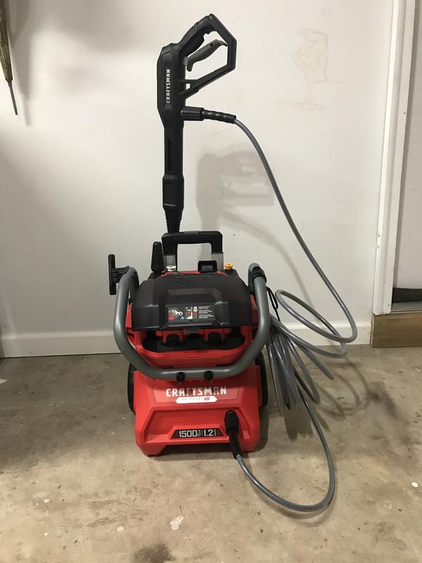 CRAFTSMAN V20 1500 PSI 1.2-Gallons Cold Water Battery Pressure Washer  (Battery and Charger Included) in the Pressure Washers department at