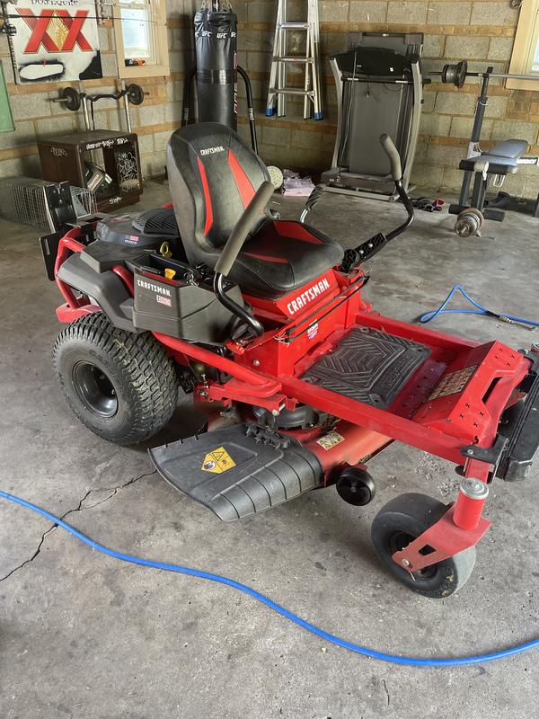 CRAFTSMAN® 42-Inch 20 HP* Gas Zero-Turn Riding Lawn Mower