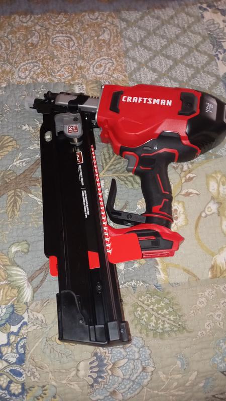 CRAFTSMAN 3.25 in 21 Degree Cordless Framing Nailer in the Framing