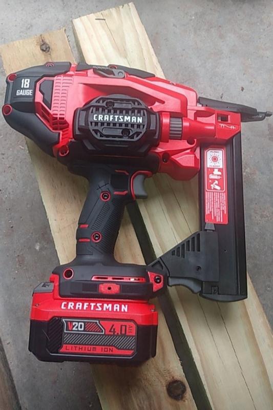 Craftsman battery operated clearance staple gun