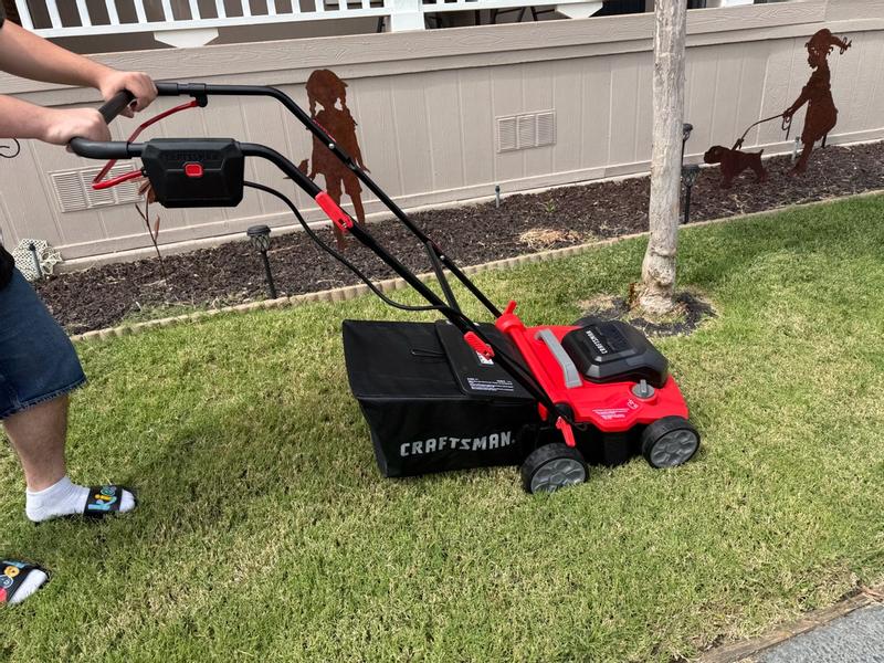 CRAFTSMAN 14-in Battery Powered Dethatcher in the Dethatchers ...