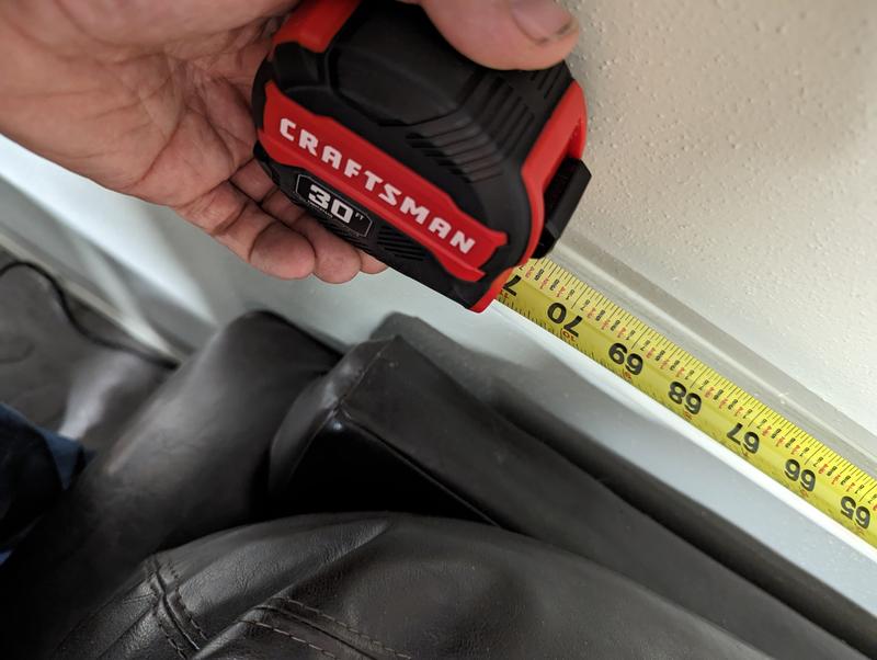 Craftsman compact easy grip. Nice little tape measure. The rubber keeps it  safe when I drop it, which is a lot.