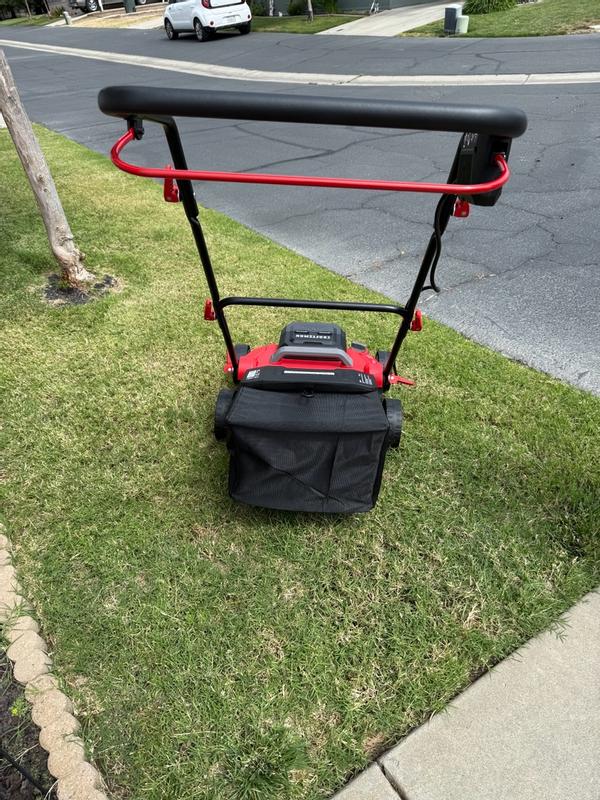 CRAFTSMAN 14-in Battery Powered Dethatcher in the Dethatchers ...