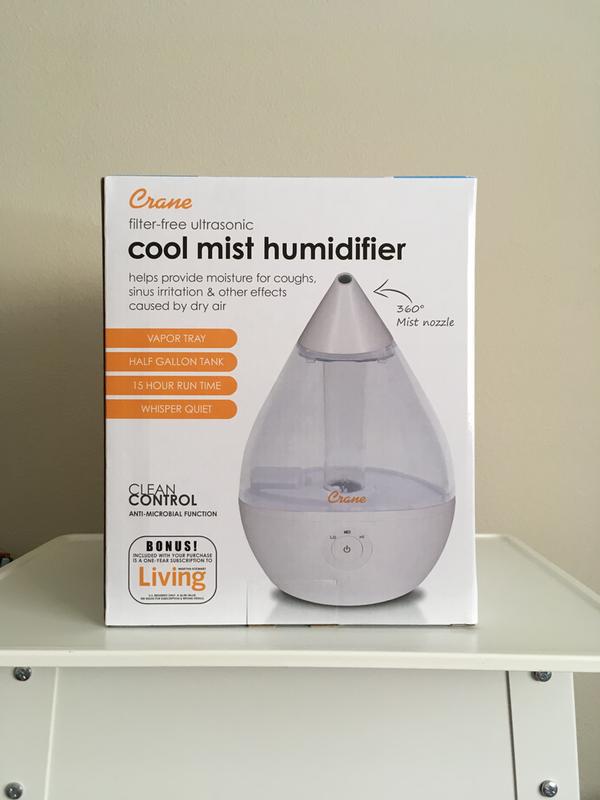 Humidificateur de table blanc/bleu à ultrasons Droplets de 0.5 gal. pour  pièces de 401 - 1000 pi² par Crane EE-5302