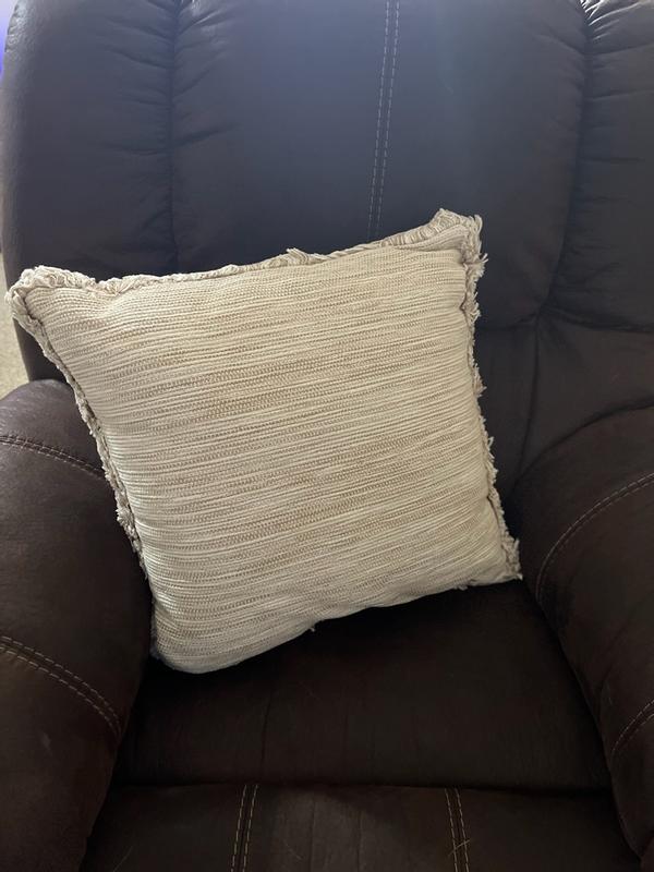 Review Thumbnail Image 0 359904651