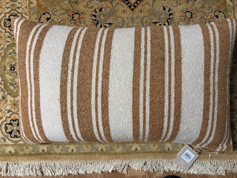 Review Thumbnail Image 1 369900540