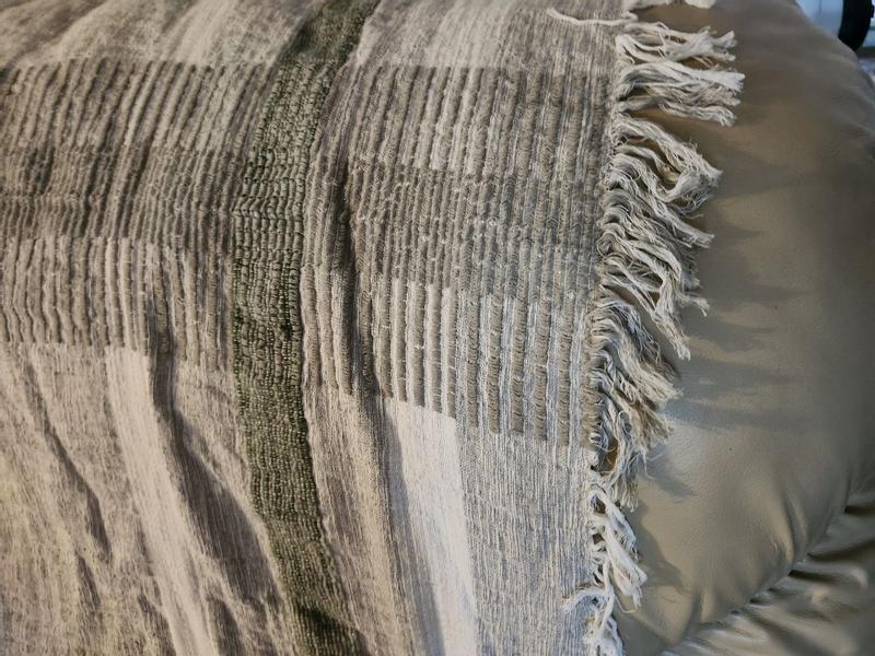 Review Thumbnail Image 2 360927978