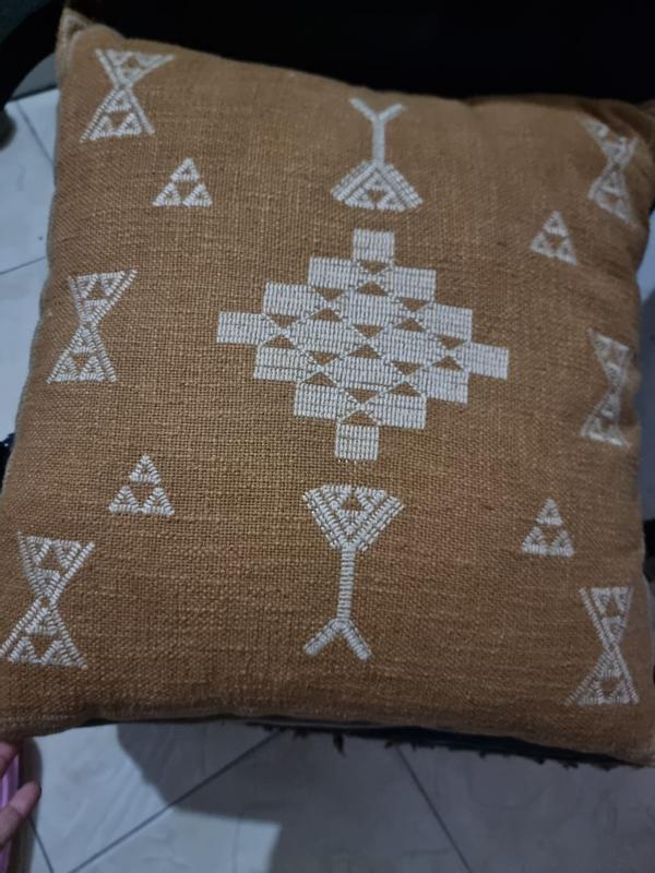 Review Thumbnail Image 1 370784825