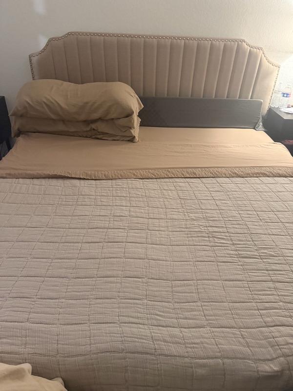 Review Thumbnail Image 1 359747972