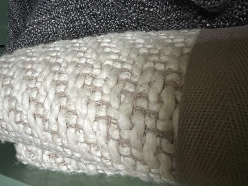 Review Thumbnail Image 0 369779798