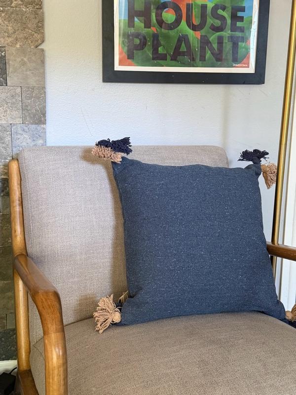 Review Thumbnail Image 0 360958892