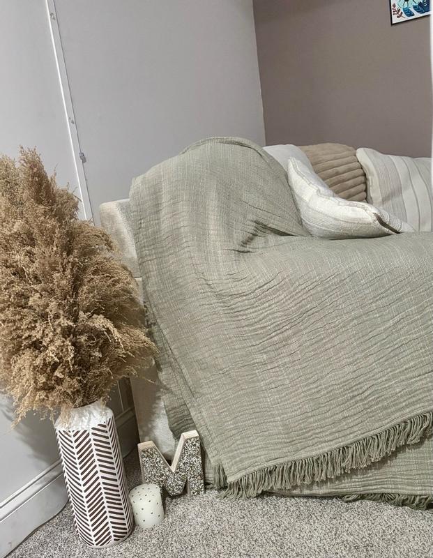 Review Thumbnail Image 0 377043322