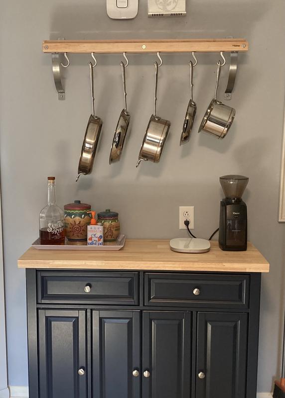 Cooks Standard Portavaso Da Parete In Legno – 91x20 Cm – Con 6 Ganci Girevoli – Capacità 13,6 Kg – Alluminio E Legno Marrone