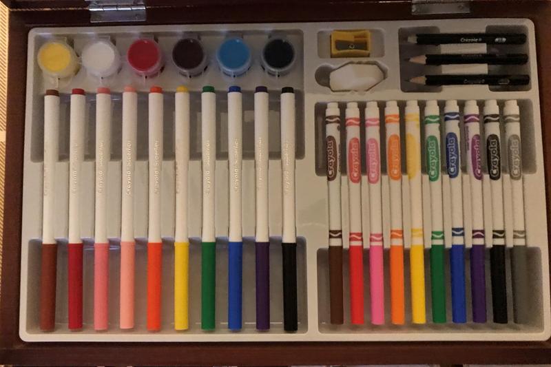 Crayola Deluxe Art Set Wooden Box 80 pieces NEW-Pencils, Markers, Paint,  Crayons