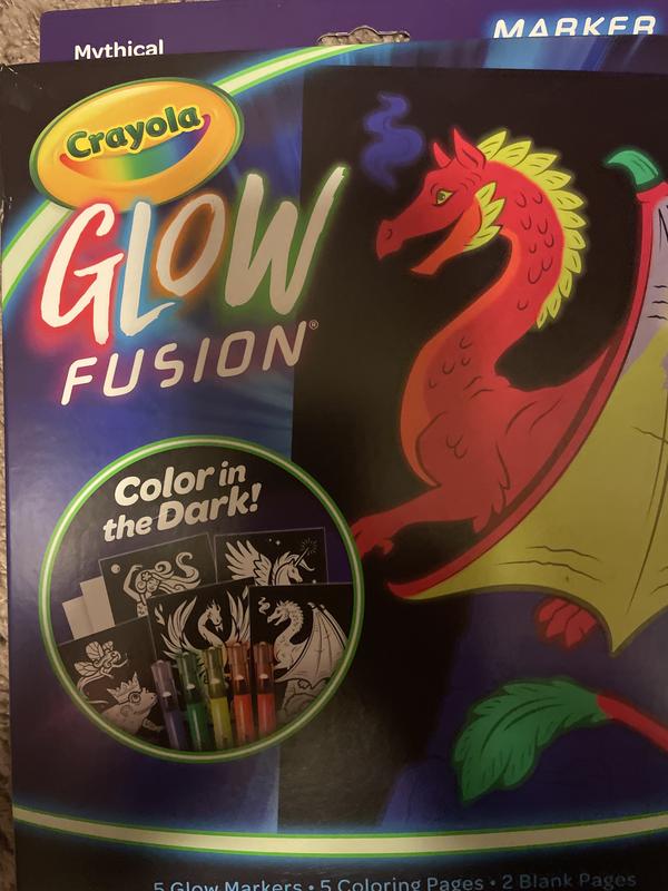 Crayola Glow Fusion - Deep Sea Critters (12pcs), Glow in The Dark Markers,  Sea Creature Coloring Pages, Gift for Boys & Girls, Ages 8+