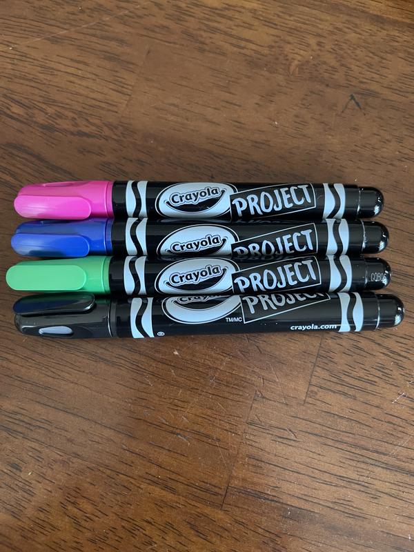 Get Inspired with Crayola Liquid Metallic Outline Markers!  Inspire mom  with a gift that shines as bright as she does! Crayola SIgnature Metallic  Outline Markers are available now at Walgreens or