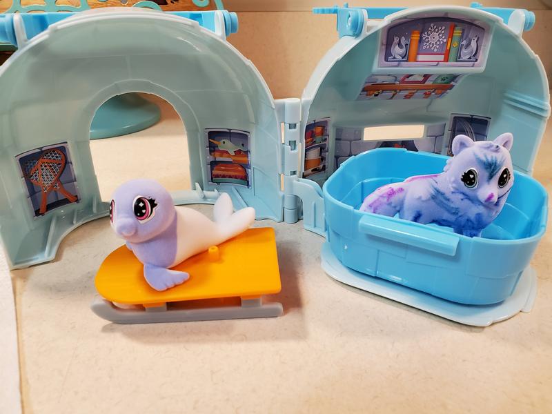 Crayola Scribble Scrubbie arctic-themed playset encourages kids to