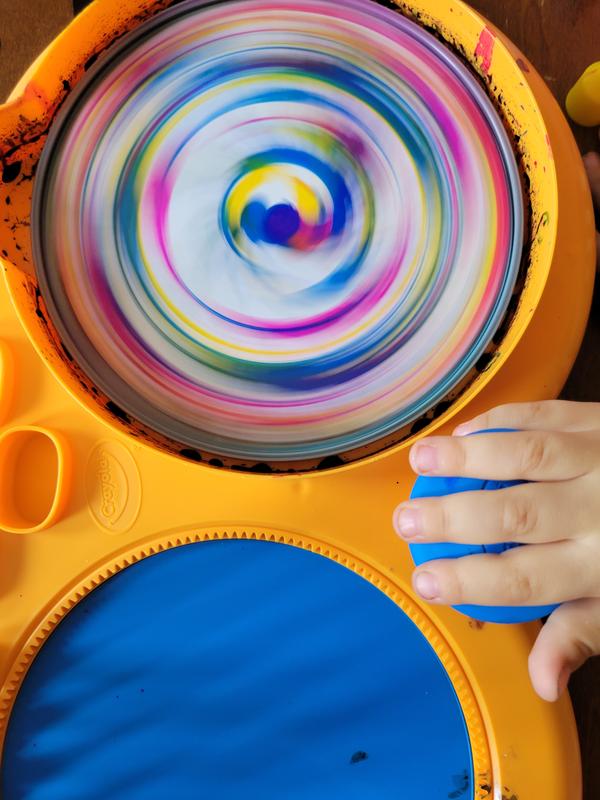 Spin & Spiral Art Station, DIY Craft for Kids, Crayola.com