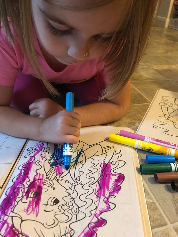 Crayola Bluey Giant Coloring Pages, Coloring Book Alternative, 18 Coloring  Pages, Gift for Kids, Ages 3, 4, 5, 6, 7