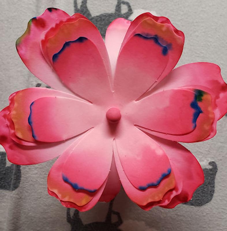 Paper Flower Science Kit, Color Changing Flowers, Crayola.com