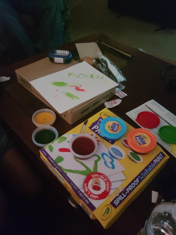 Crayola · Mini Kids - Spill-Proof Washable Paint & Mat Set (Toys)