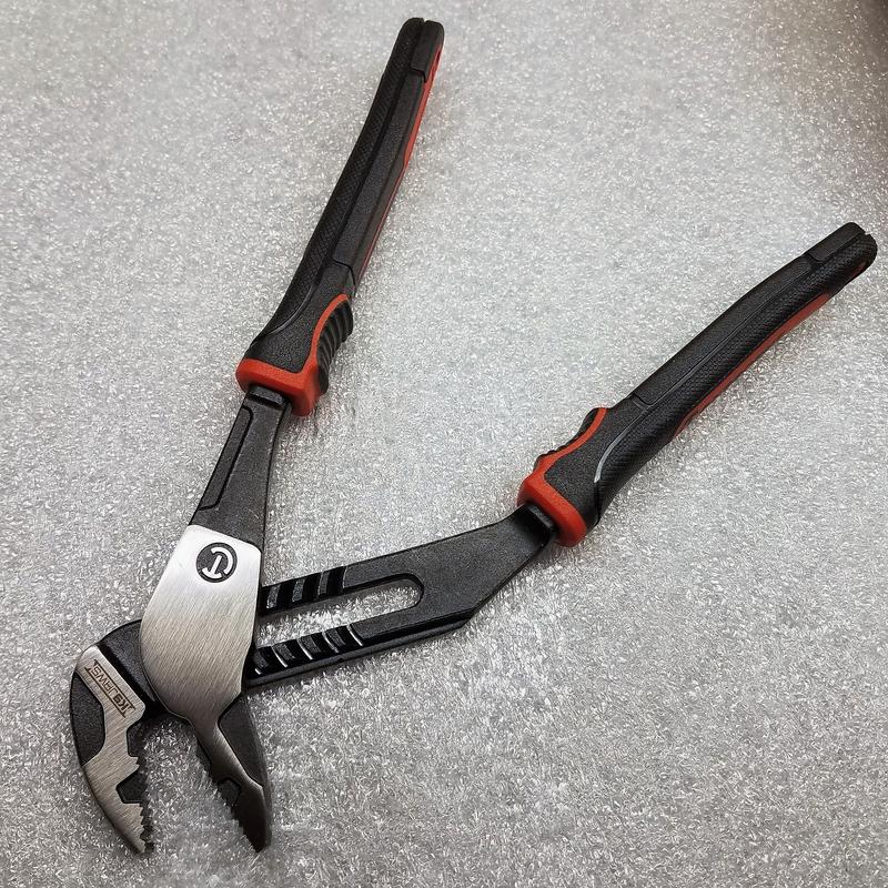 12 Z2 K9™ Straight Jaw Dual Material Tongue & Groove Pliers