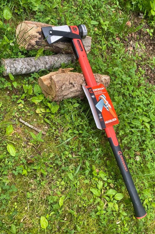 8 lb. HEADLOCK™ Fiberglass Splitting Maul