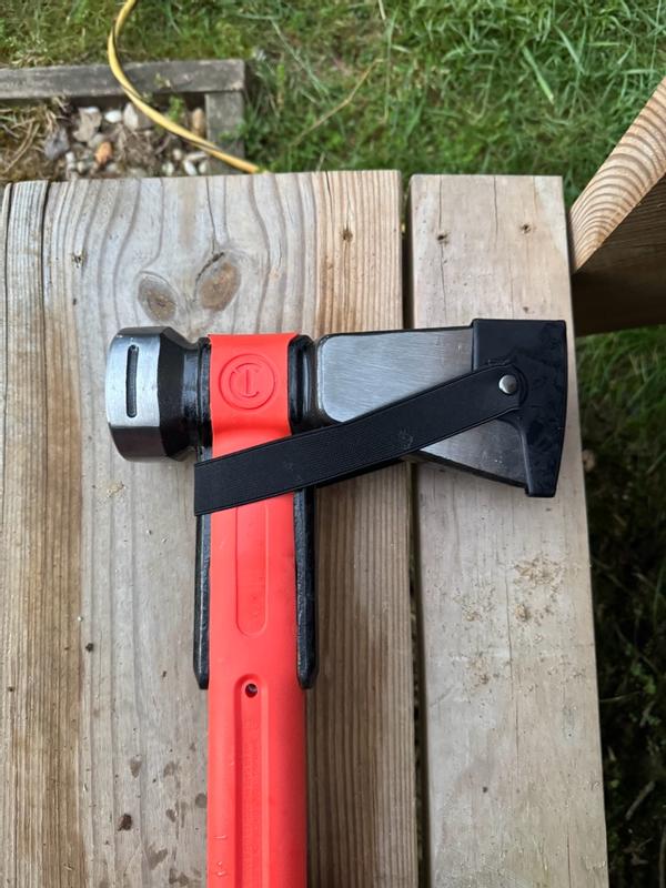 8 lb. HEADLOCK™ Fiberglass Splitting Maul