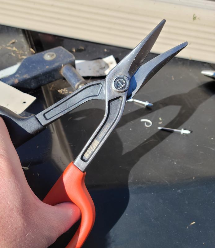 thumbnail image 2 of Crescent Wiss 12 In. Duckbill Tin Combination Pattern Snips WDF12D, 1 2 of 11