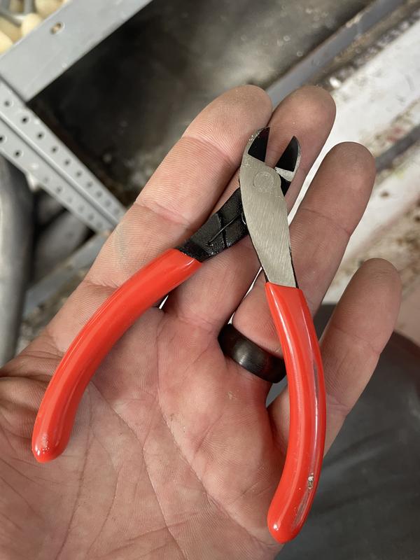 DURATECH 4-in-1 Diagonal Cutting Pliers, 8