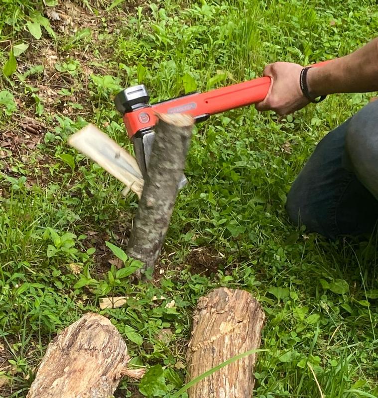 8 lb. HEADLOCK™ Fiberglass Splitting Maul