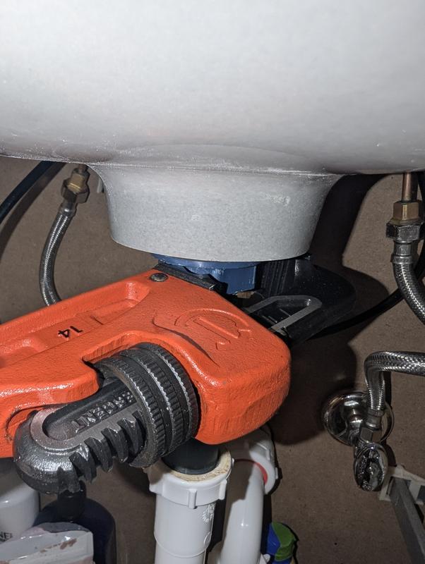 Easy to use under sinks!