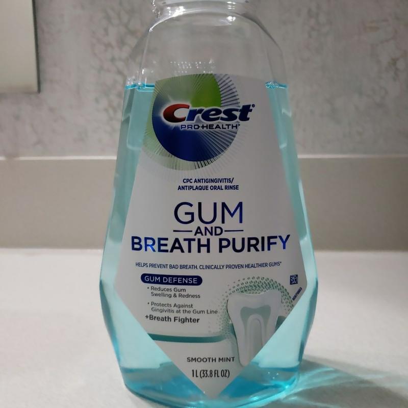 crest pro health invigorating clean mouthwash chunks