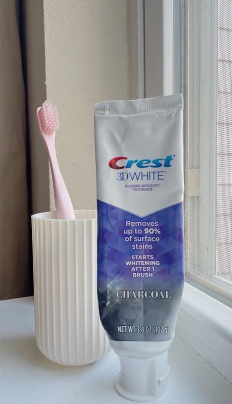 Crest 3D White Stain Eraser Teeth Whitening Toothpaste, Icy Clean Mint, 3.1  oz