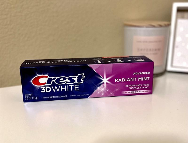Crest 3D White Adv Radiant Mint Whitening Toothpaste, 3.3 Oz