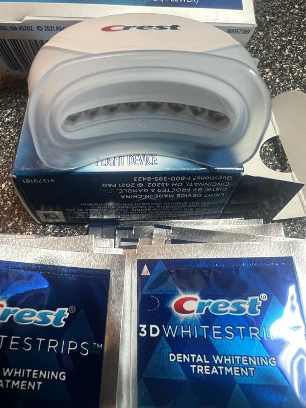  Crest 3D Whitestrips with Light, Teeth Whitening