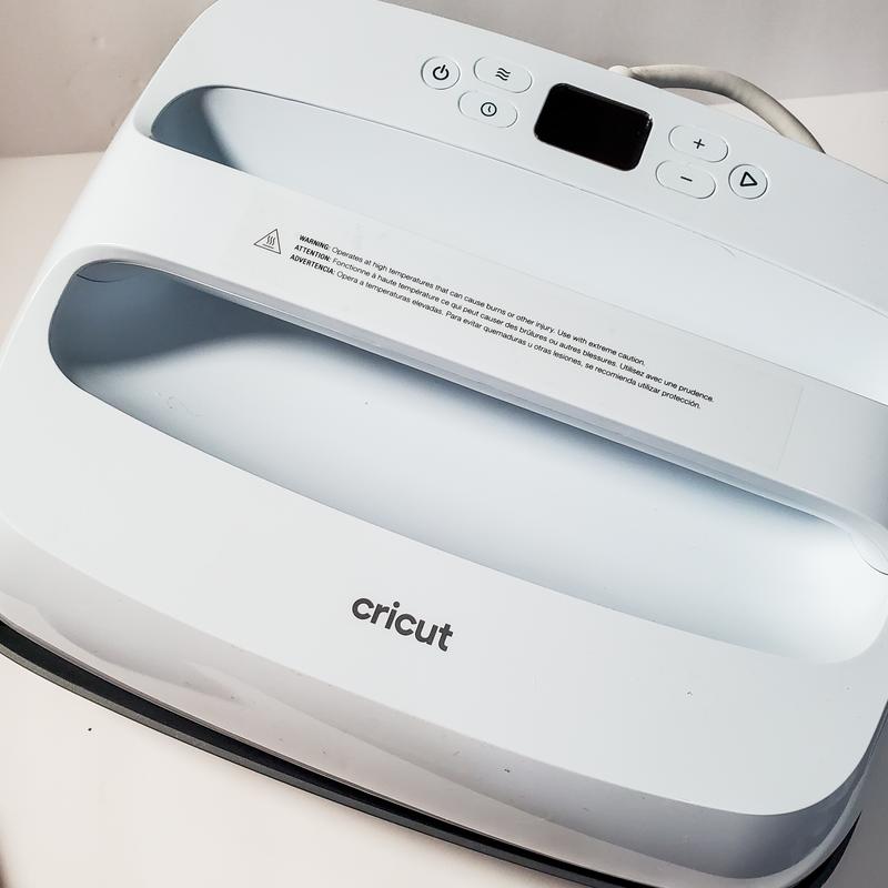 Cricut Easy Press 3 (3 stores) find the best price now »