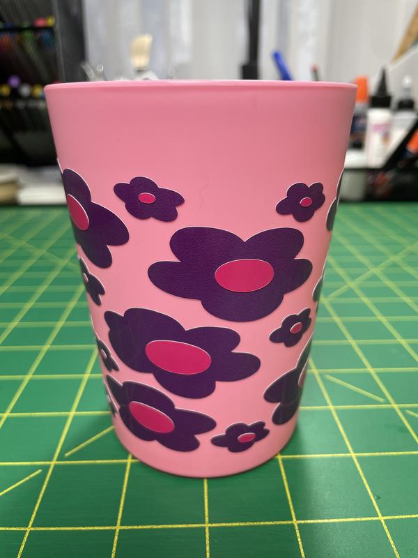 Cricut Cold Activated Color Changing Vinyl Permanent Light Pink/Magenta