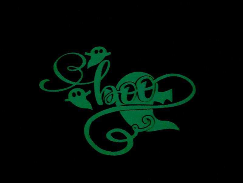 Cricut Glow-in-the-Dark Vinyl - Removable Vinyl