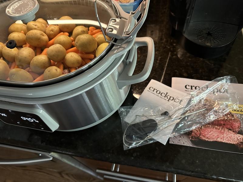 Crock-Pot® Programmable 7-Quart Cook & Carry Slow Cooker with Sous