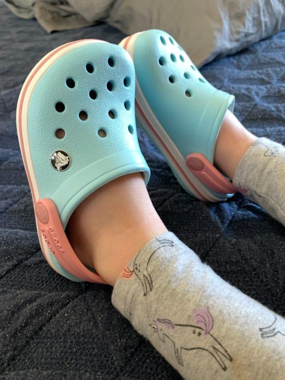 Crocband Clogs Ice Blue Crocs On Feet Crocs Crocband Clog K Melon