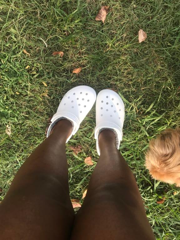 crocs fuzz lined